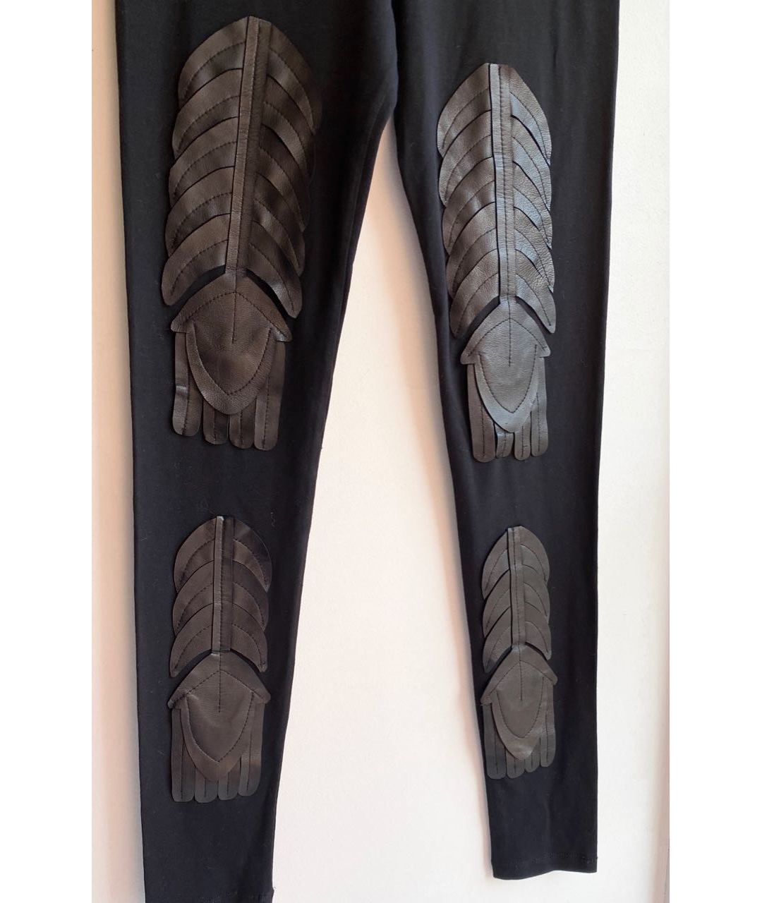 ALENA AKHMADULLINA Черные вискозные прямые брюки, фото 2