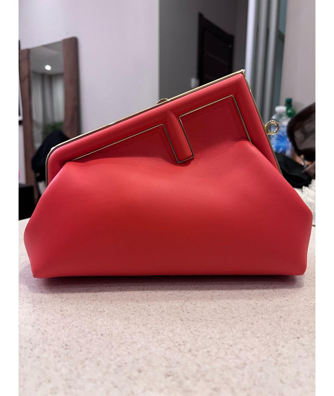 FENDI Красная кожаная сумка с короткими ручками, фото 5