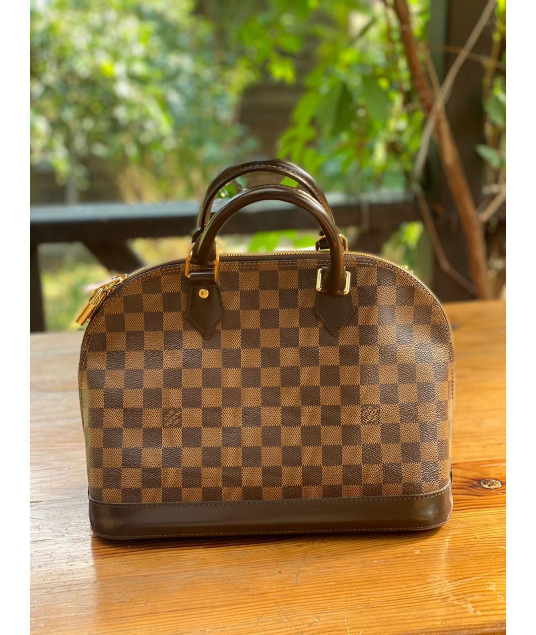 LOUIS VUITTON PRE-OWNED Коричневая кожаная сумка с короткими ручками, фото 4