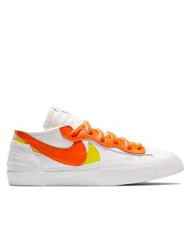 

Кроссовки NIKE