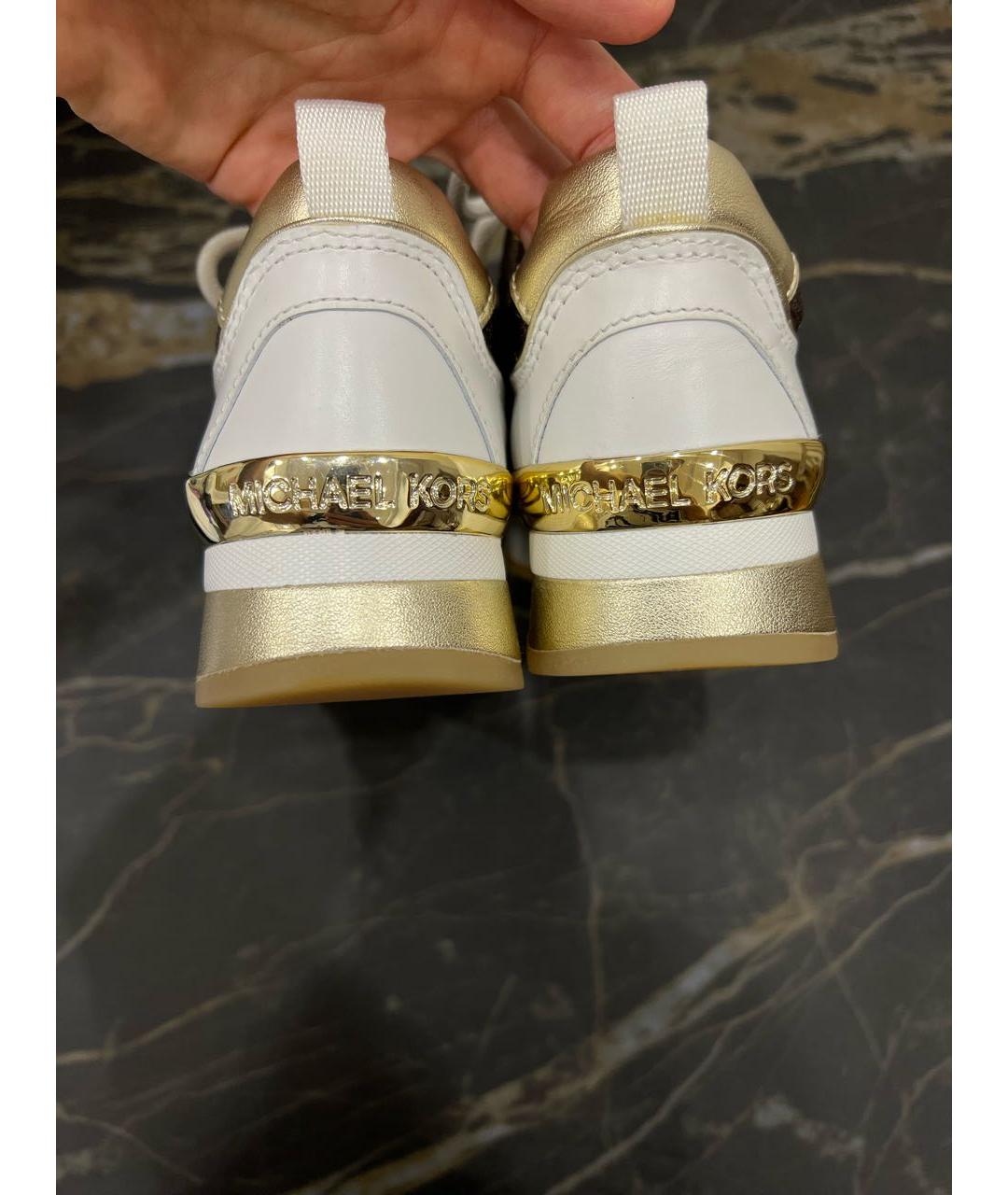 MICHAEL KORS Белые кожаные кроссовки, фото 4