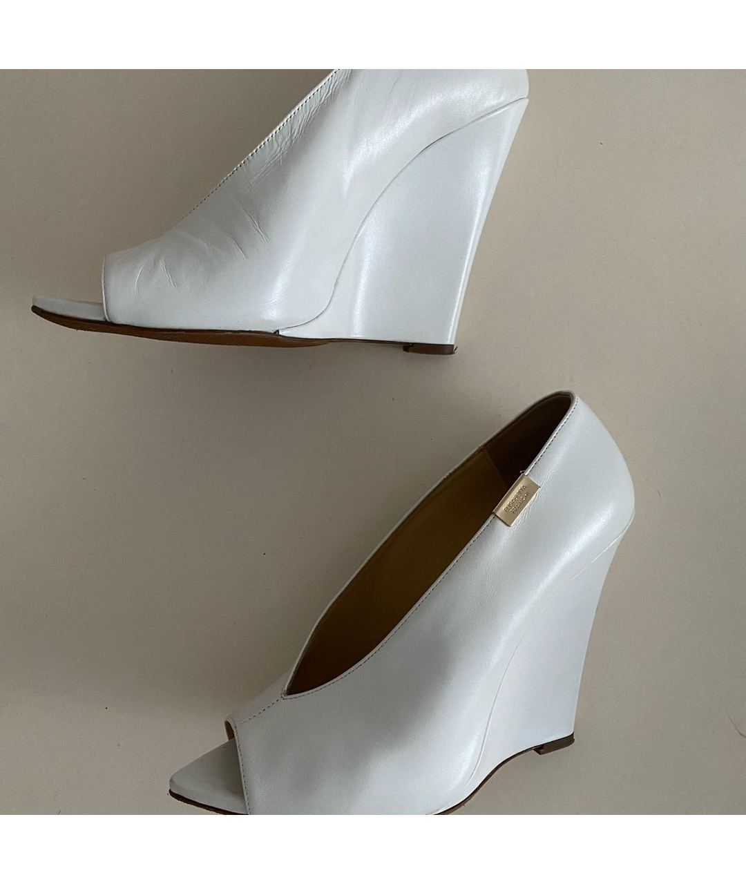 ELISABETTA FRANCHI Белые кожаные туфли, фото 6