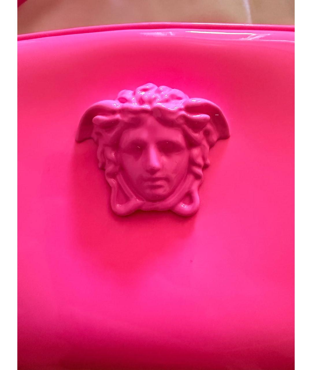 VERSACE Розовая сумка через плечо из лакированной кожи, фото 8