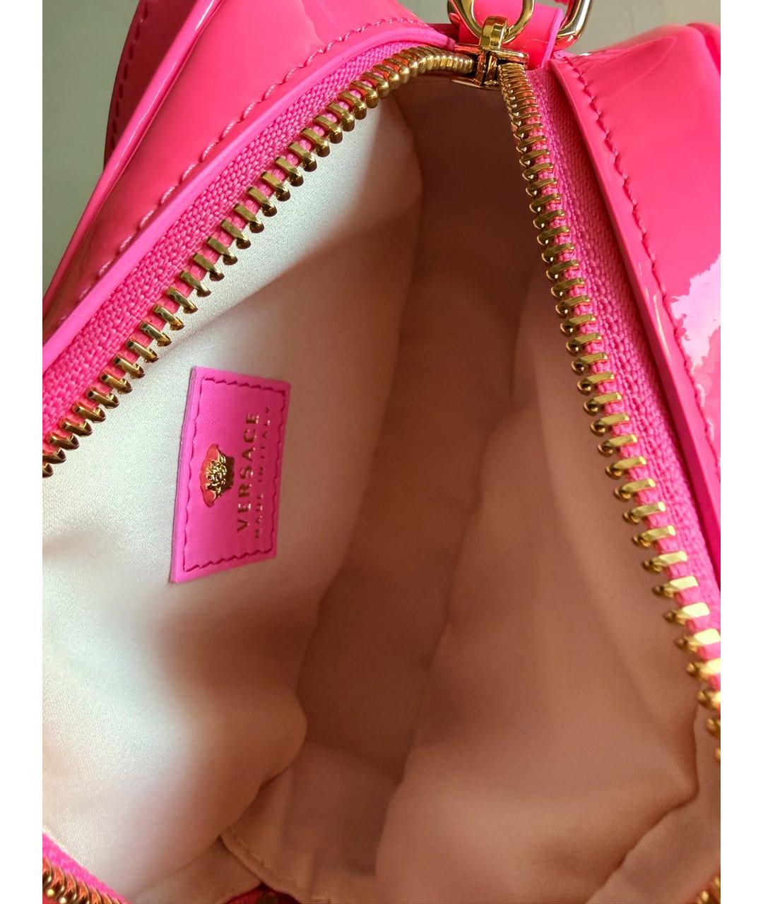 VERSACE Розовая сумка через плечо из лакированной кожи, фото 4