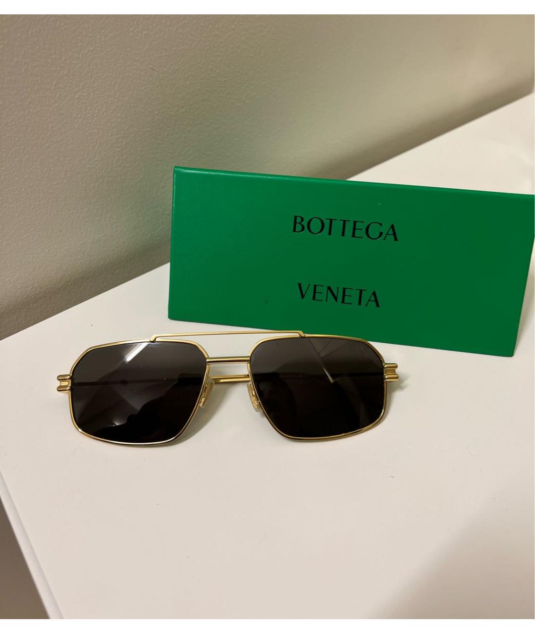 BOTTEGA VENETA Золотые металлические солнцезащитные очки, фото 5