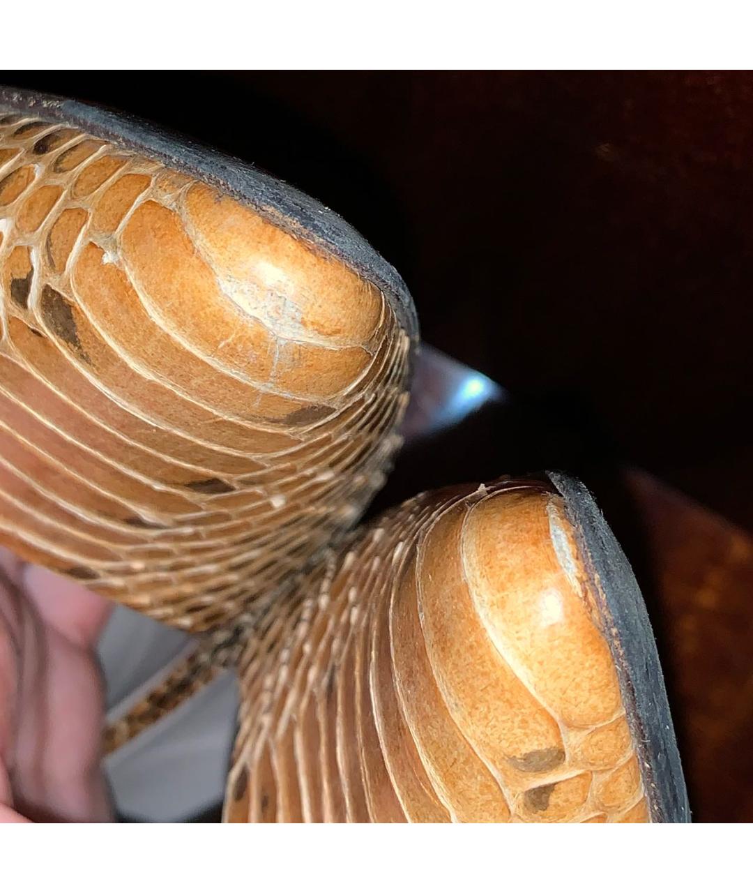 SALVATORE FERRAGAMO Коричневые туфли из экзотической кожи, фото 7