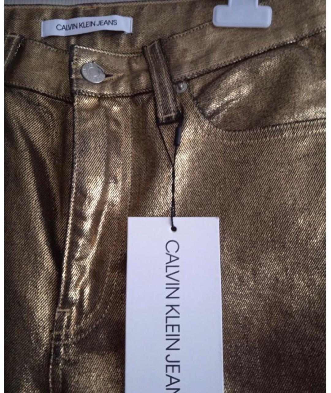 CALVIN KLEIN Золотые хлопко-эластановые джинсы слим, фото 2