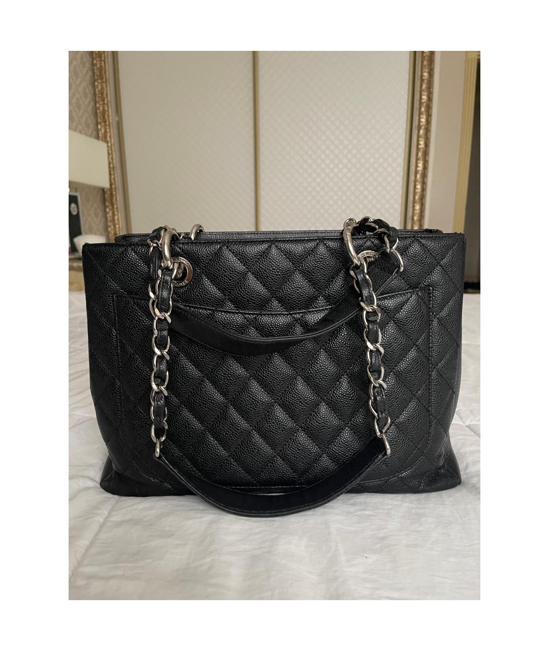 CHANEL Черная кожаная сумка тоут, фото 3