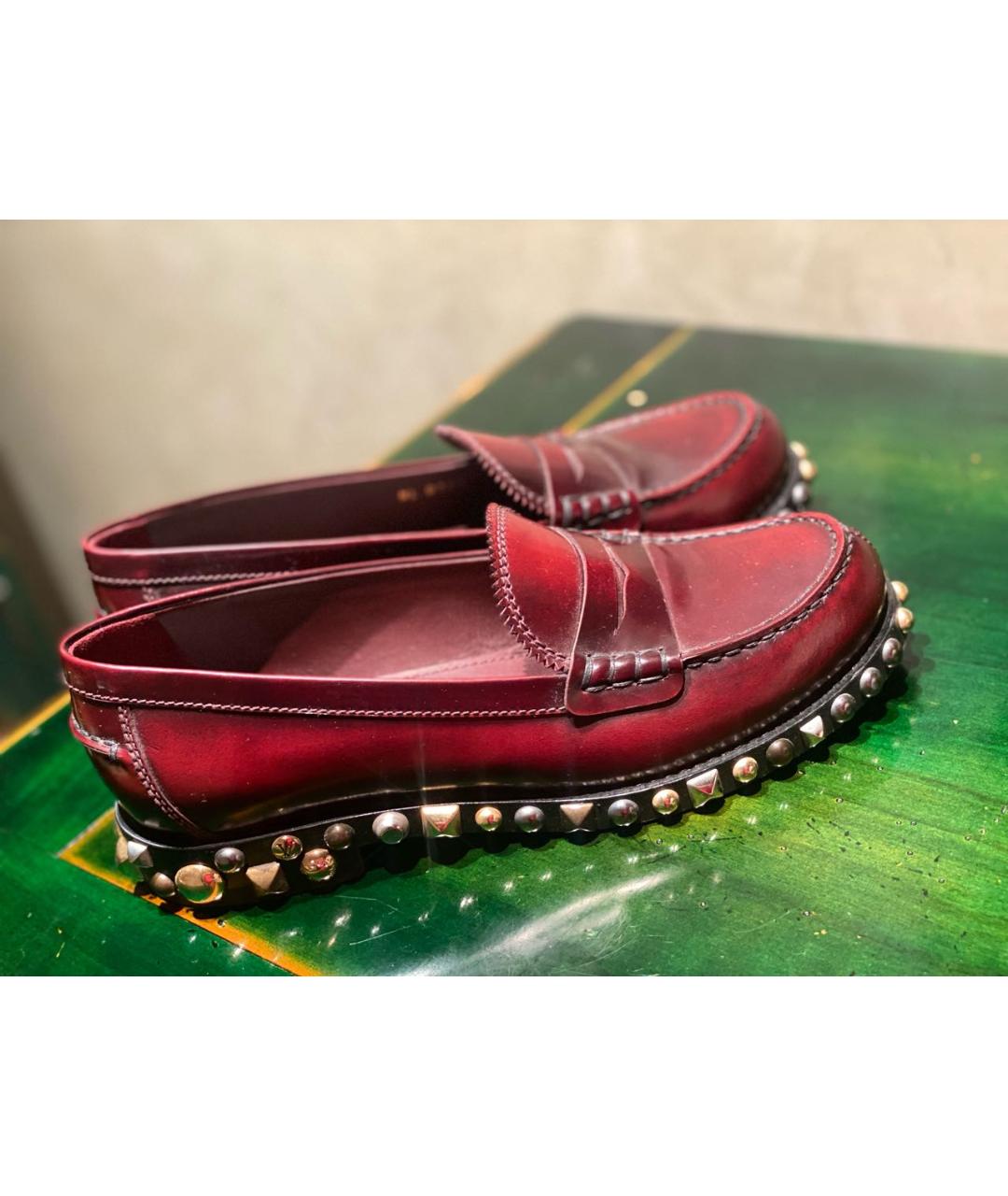 LOUIS VUITTON Бордовые кожаные лоферы, фото 7