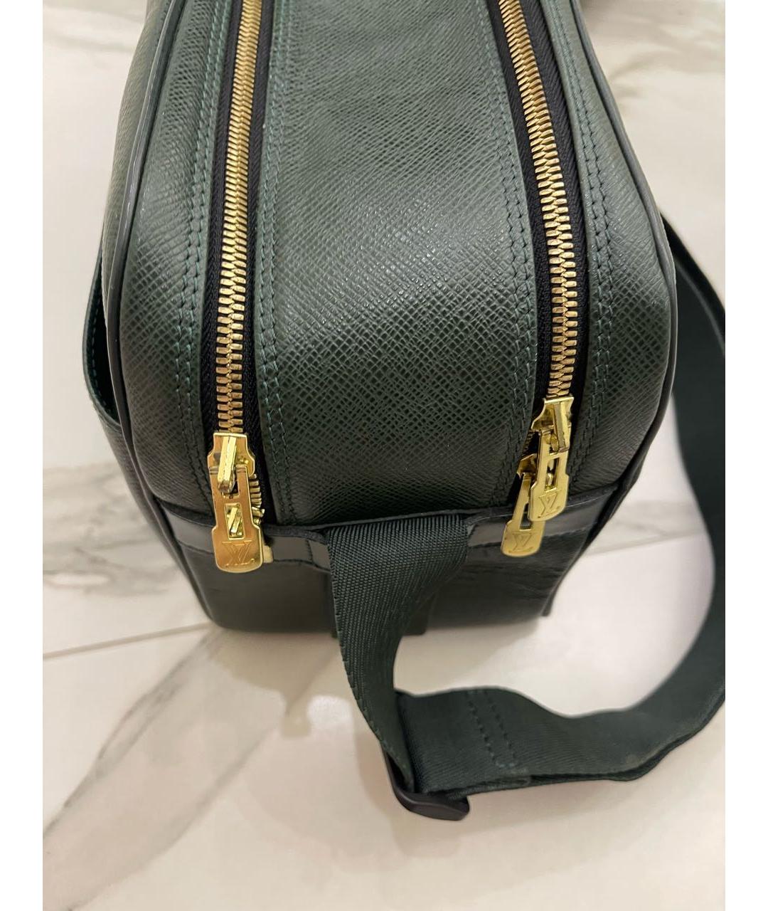 LOUIS VUITTON Зеленый чемодан из экзотической кожи, фото 6