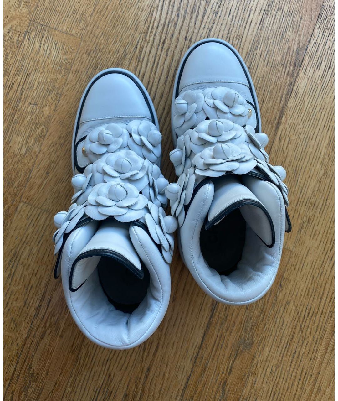 CHANEL PRE-OWNED Белые кожаные кроссовки, фото 3