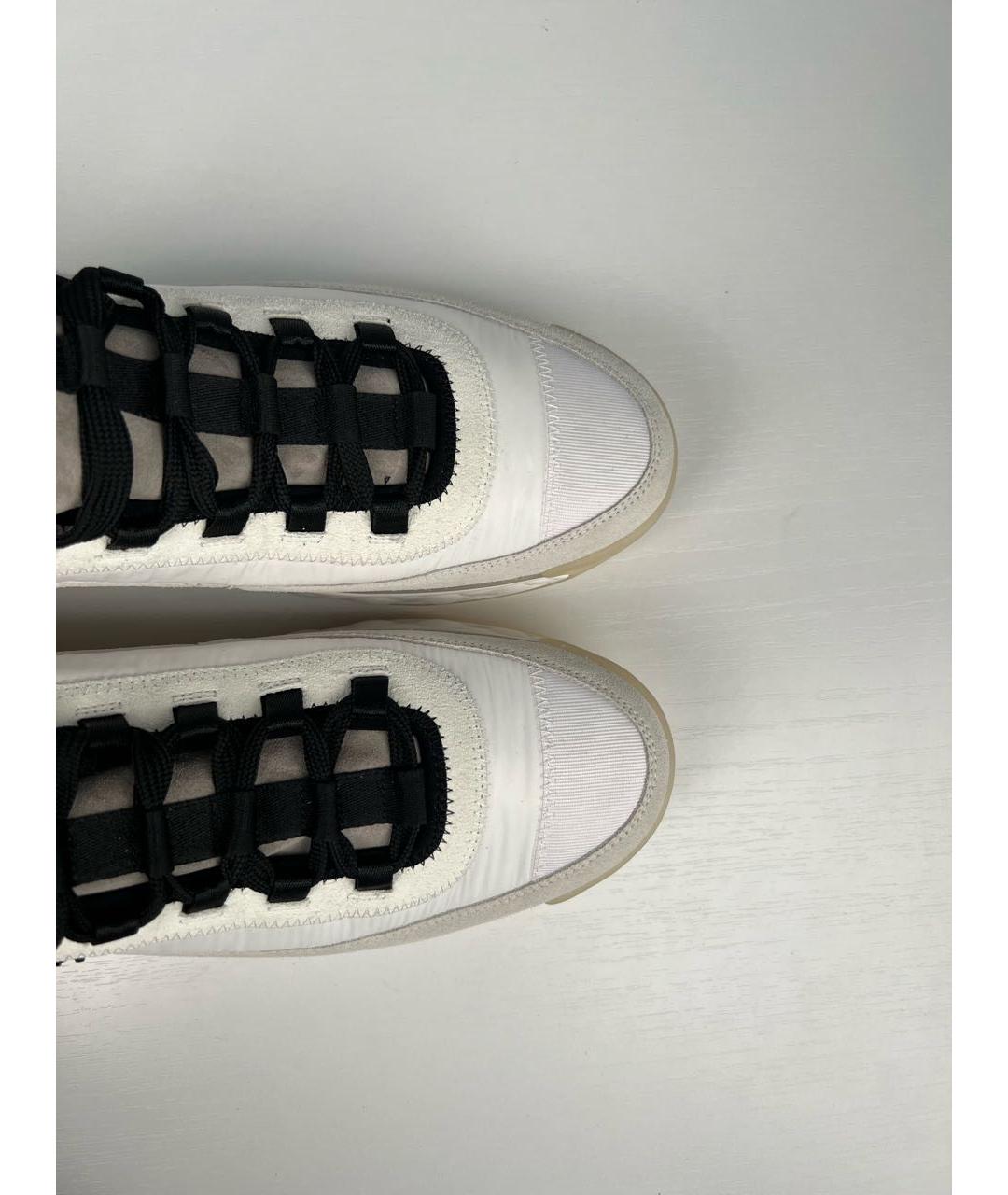 CHANEL Белые замшевые низкие кроссовки / кеды, фото 3