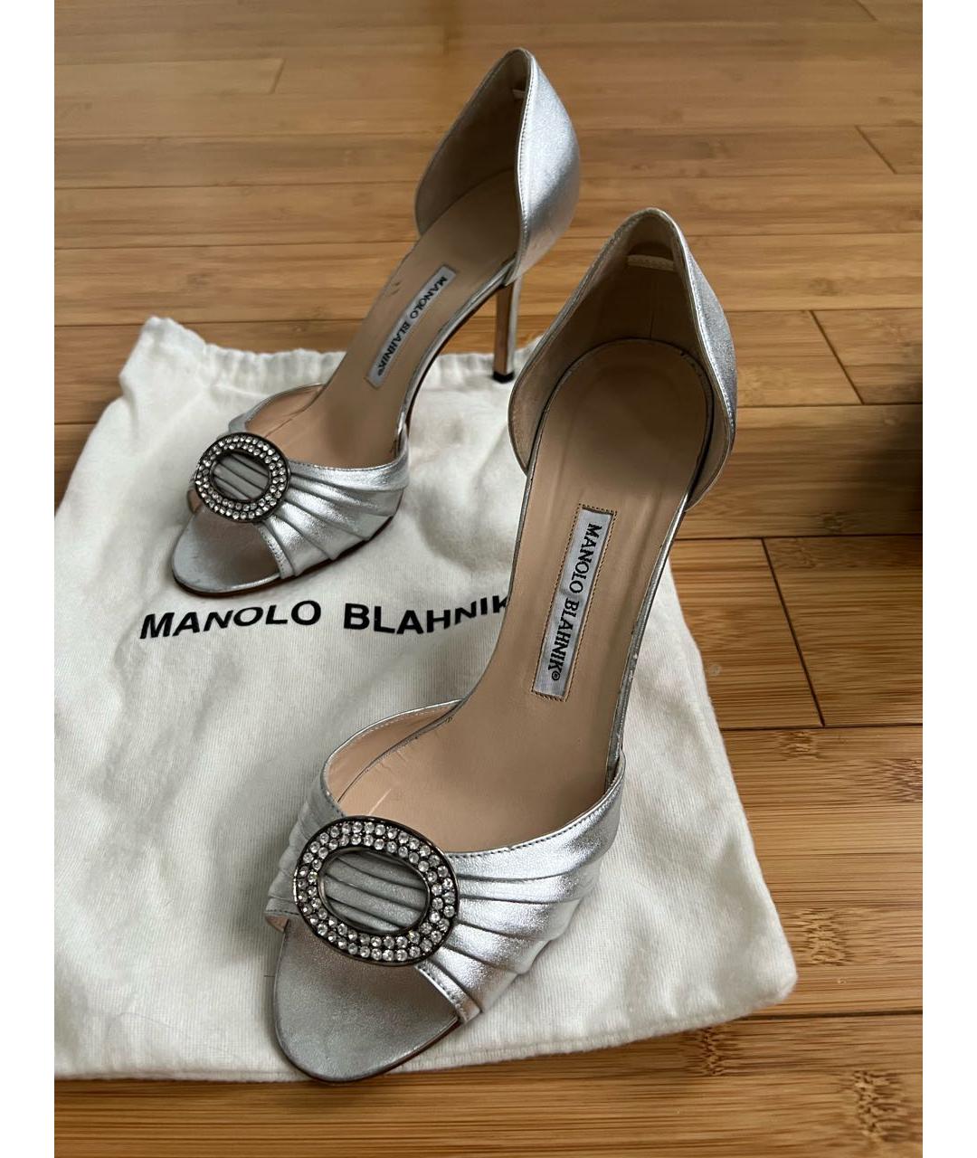 MANOLO BLAHNIK Серебряные текстильные босоножки, фото 8