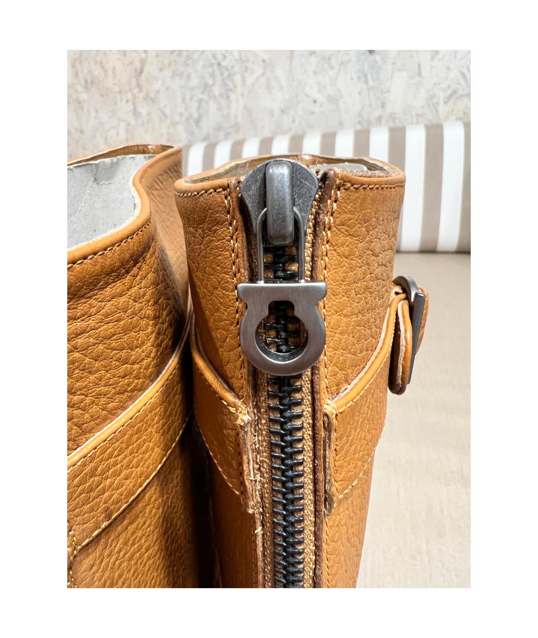FERRAGAMO Коричневые кожаные сапоги, фото 7