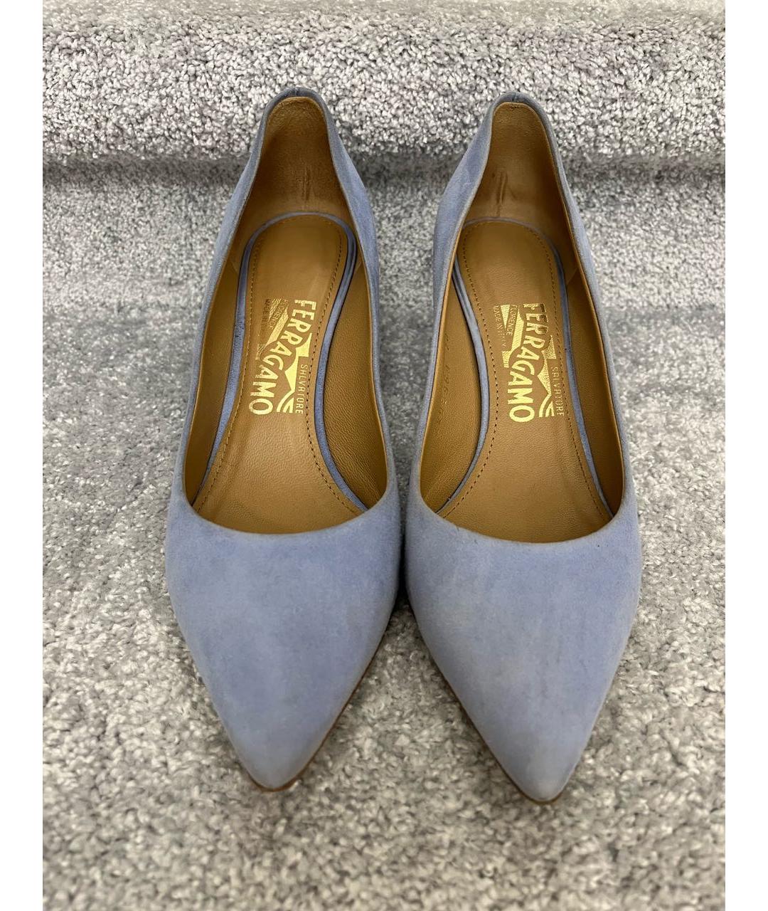 FERRAGAMO Голубые замшевые туфли, фото 4
