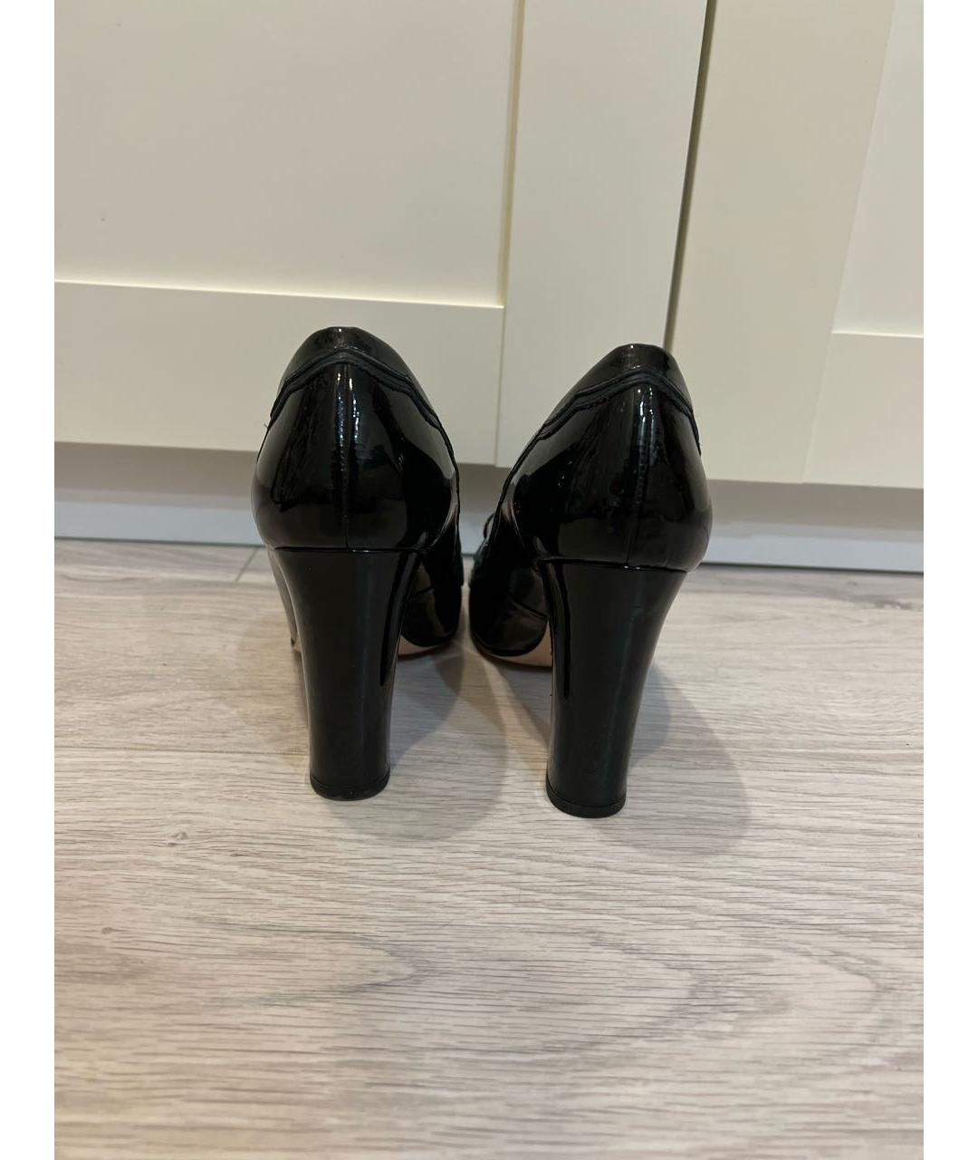 RED VALENTINO Черные туфли из лакированной кожи, фото 4