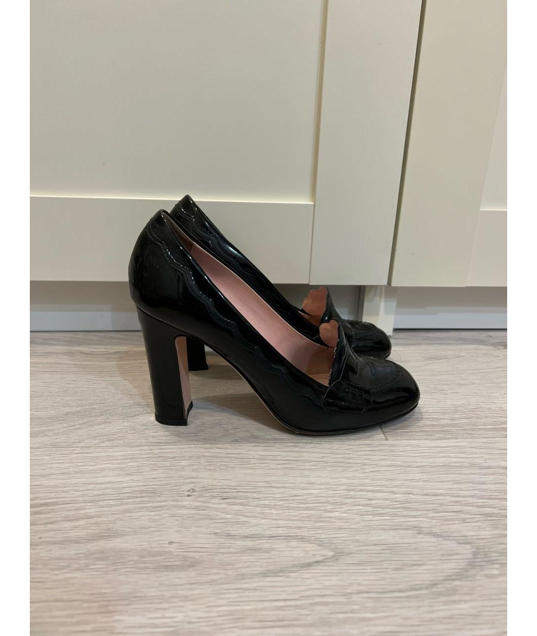 RED VALENTINO Черные туфли из лакированной кожи, фото 9