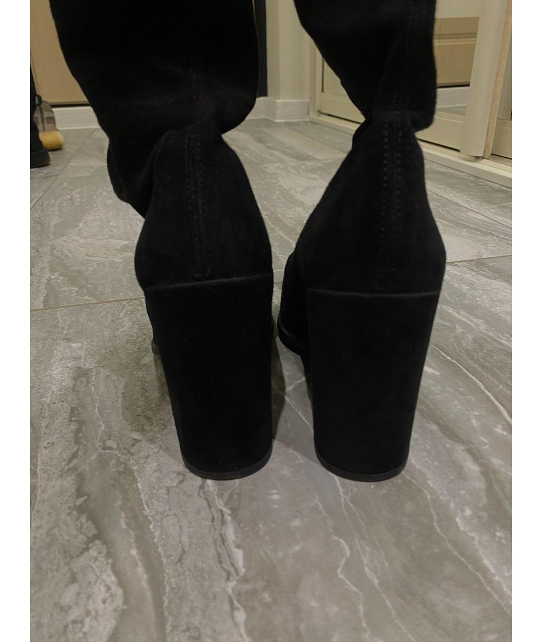 STUART WEITZMAN Черные замшевые ботфорты, фото 3