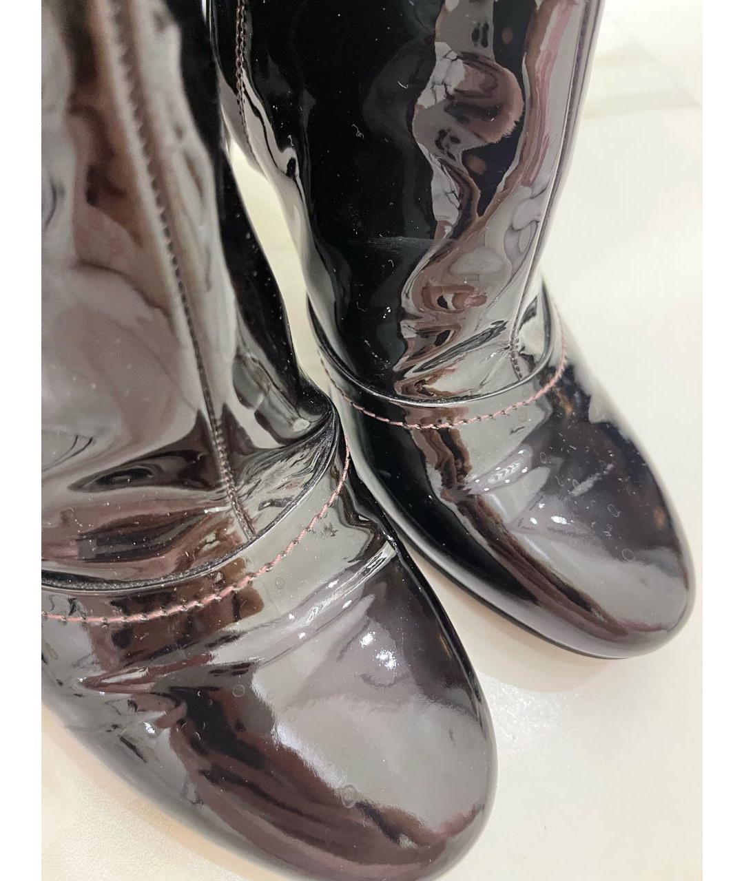 LOUIS VUITTON Коричневые ботильоны из лакированной кожи, фото 5