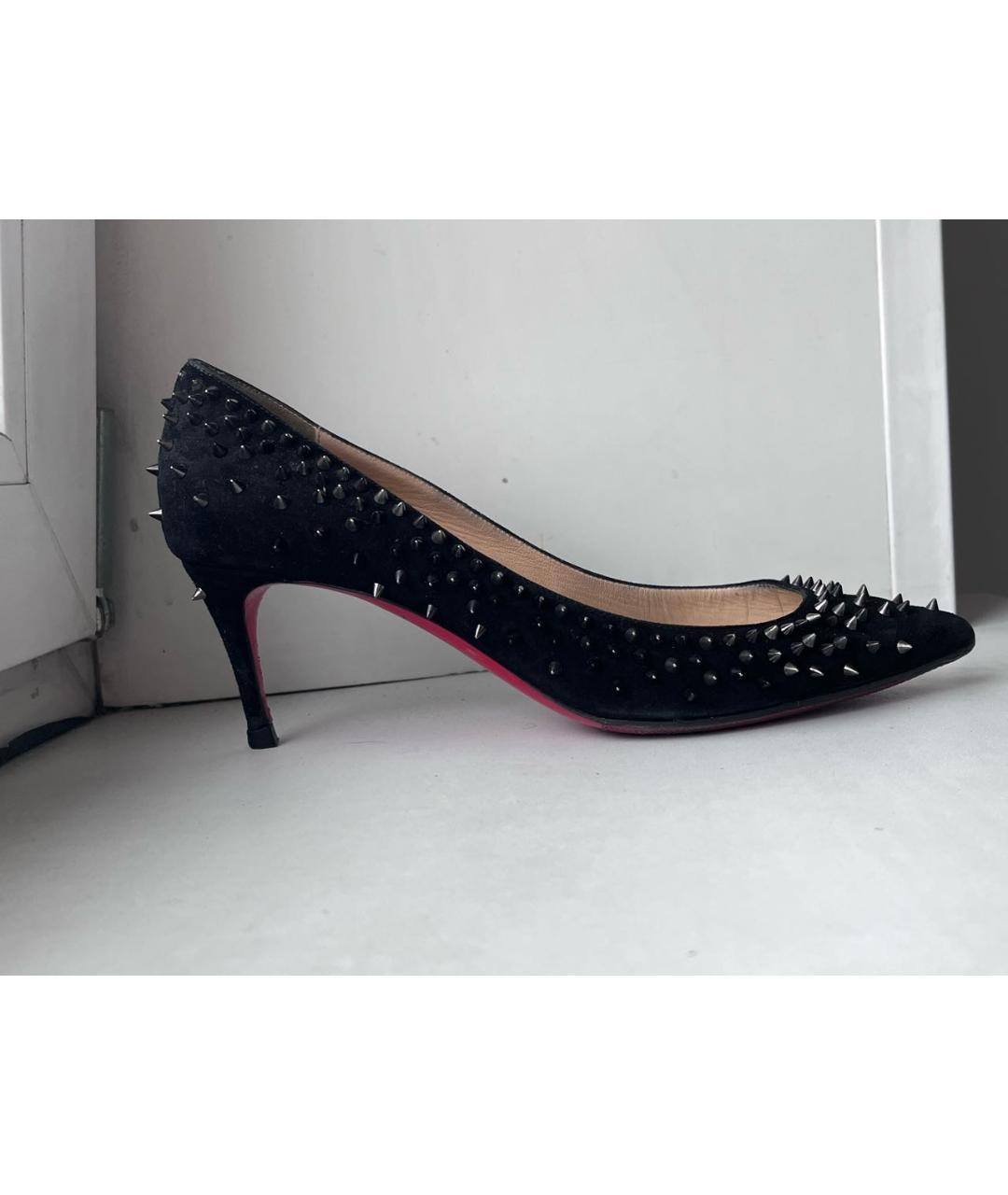 CHRISTIAN LOUBOUTIN Черные замшевые туфли, фото 6