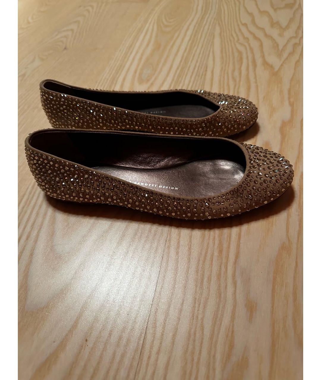 GIUSEPPE ZANOTTI DESIGN Золотые замшевые балетки, фото 5