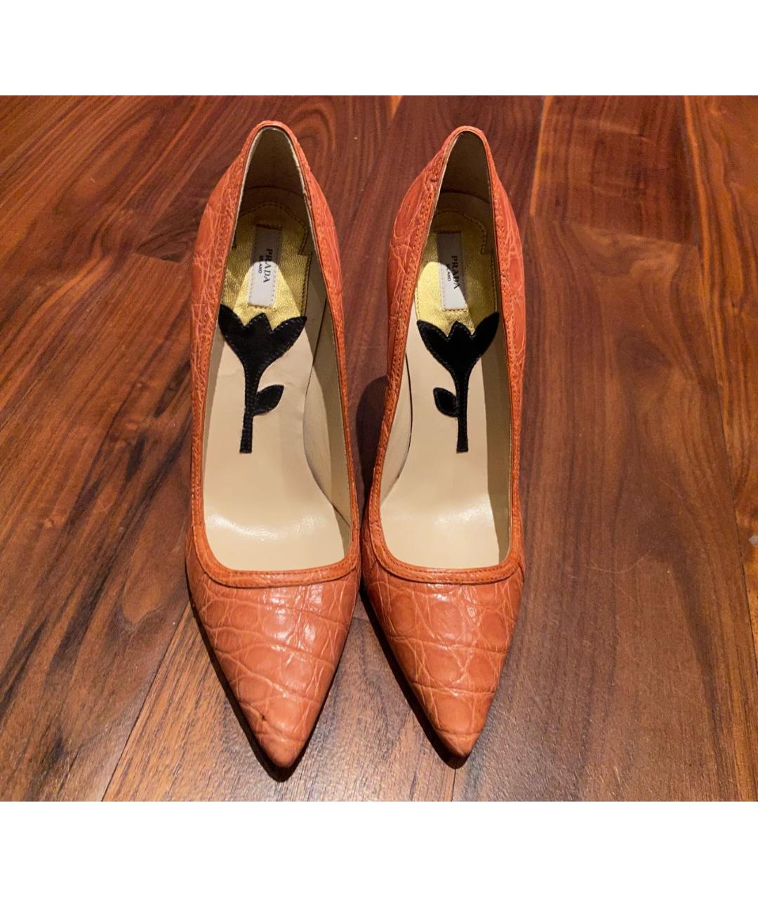 PRADA Оранжевое туфли из экзотической кожи, фото 2