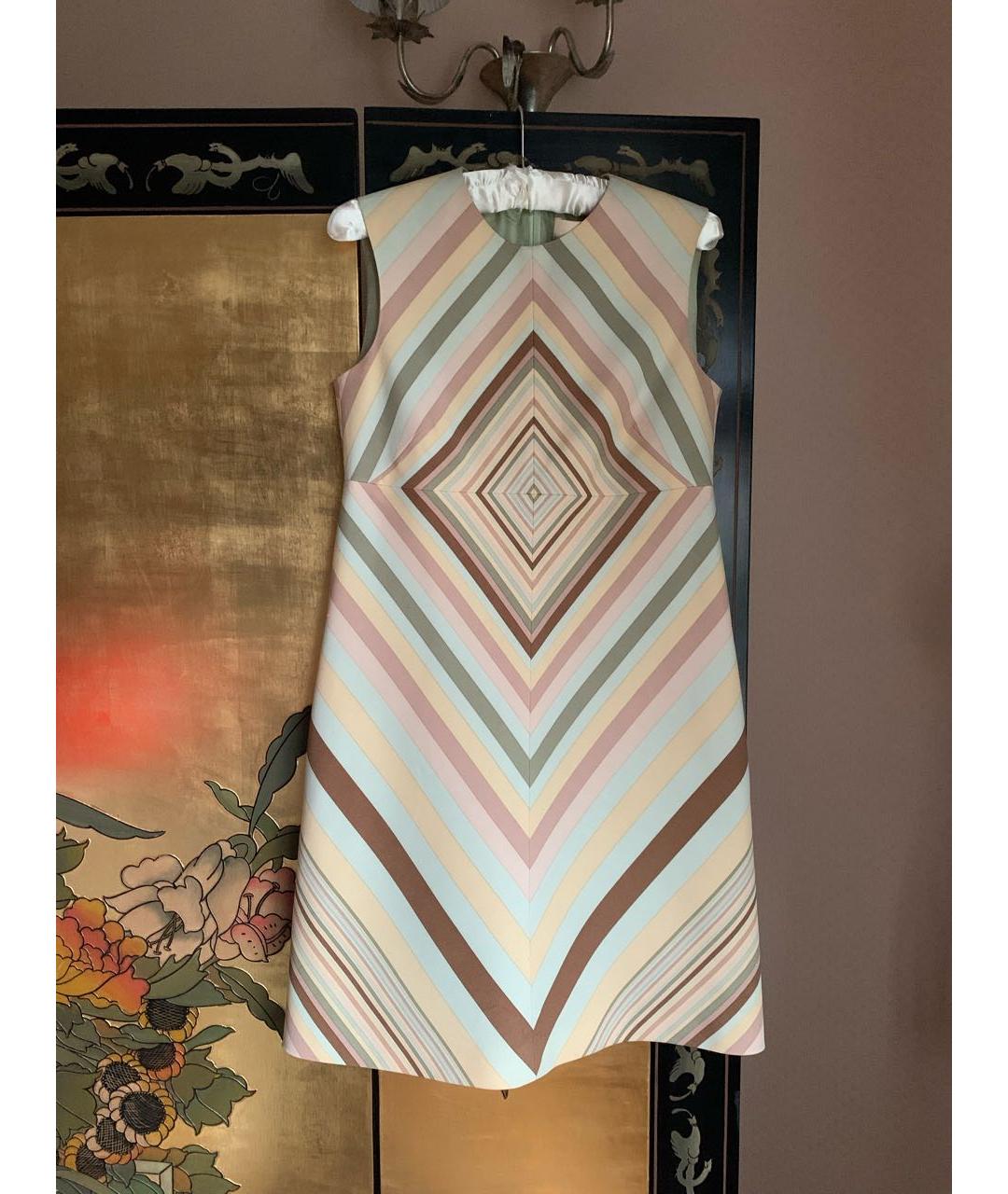VALENTINO Бежевое шерстяное коктейльное платье, фото 6