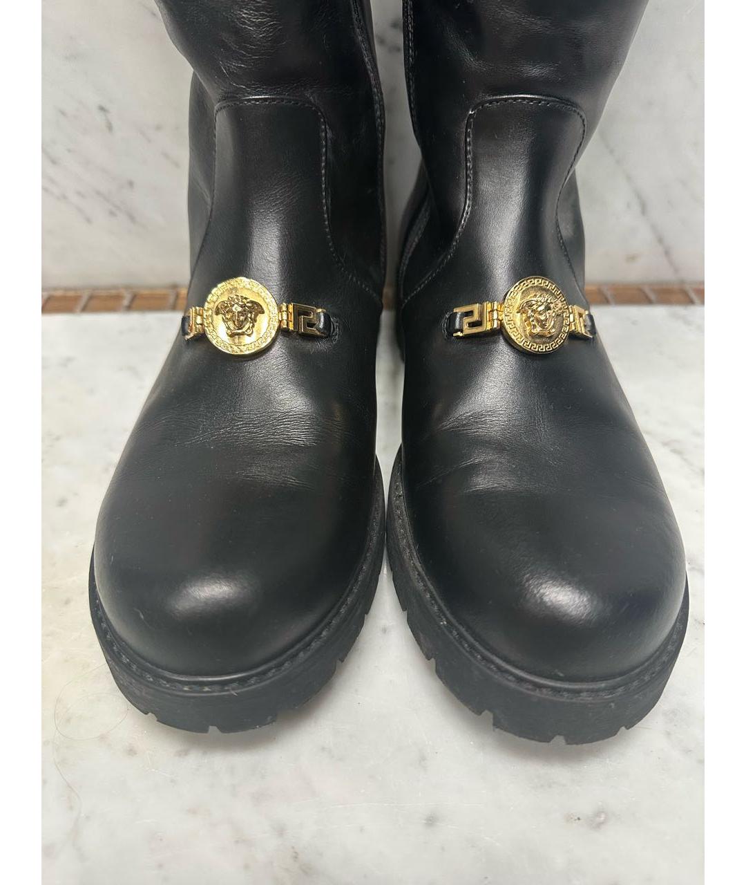 VERSACE Черные кожаные сапоги, фото 2