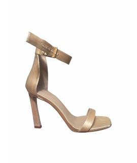 

Босоножки STUART WEITZMAN