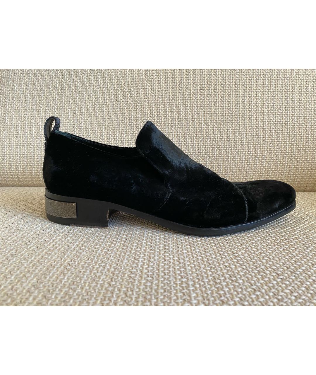 JOHN RICHMOND Черные бархатные туфли, фото 9