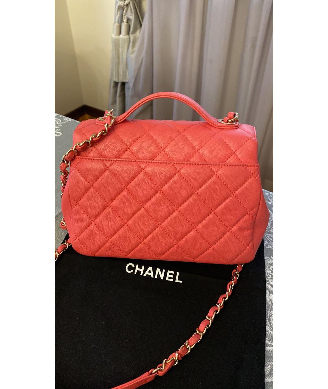 CHANEL Коралловая кожаная сумка через плечо, фото 3