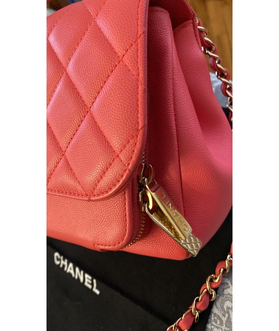 CHANEL Коралловая кожаная сумка через плечо, фото 6