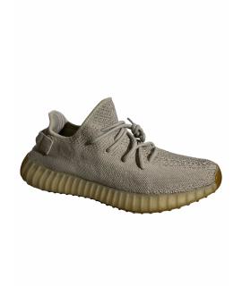 

Кроссовки YEEZY