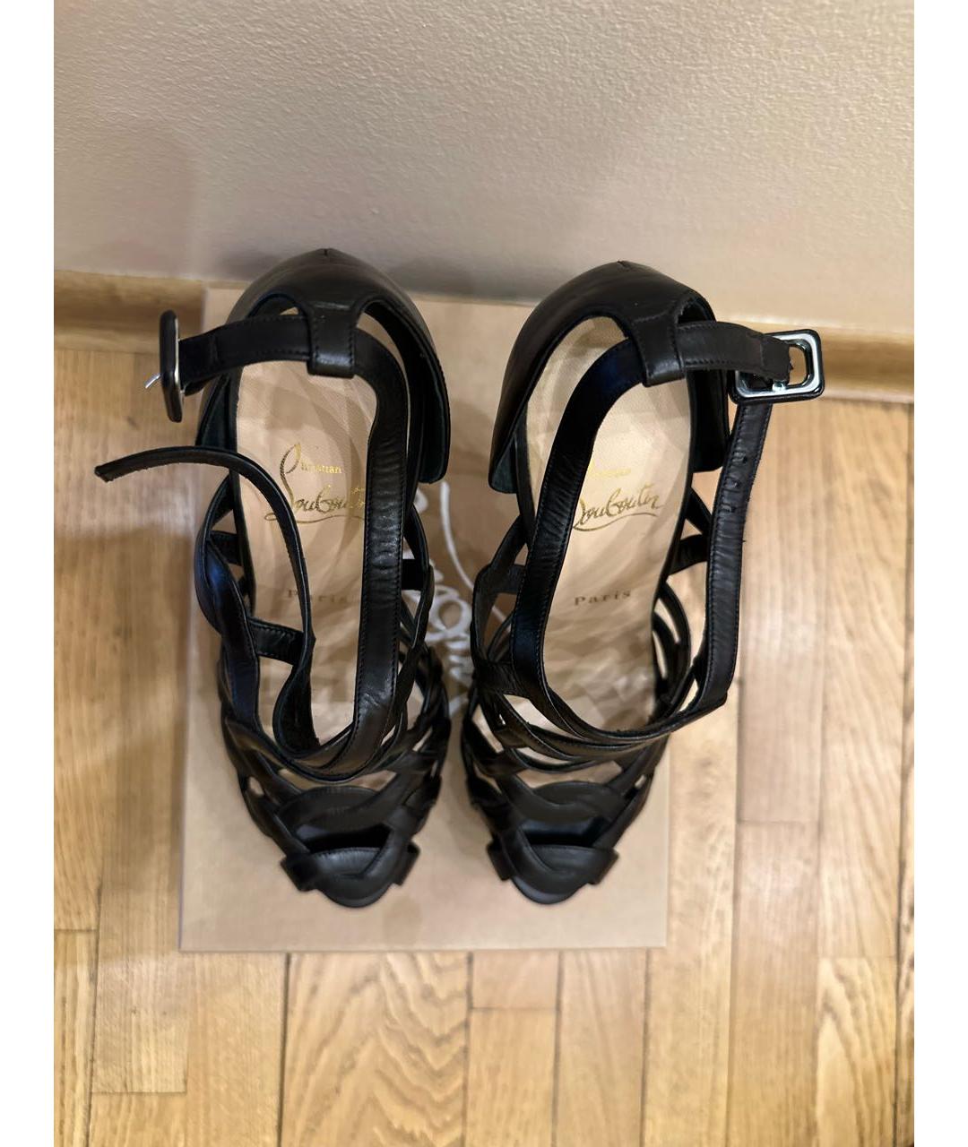 CHRISTIAN LOUBOUTIN Черные кожаные босоножки, фото 3