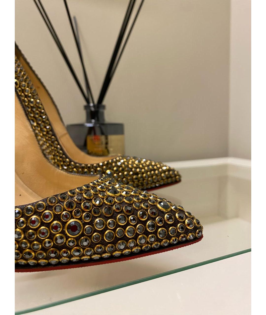 CHRISTIAN LOUBOUTIN Золотые кожаные туфли, фото 2