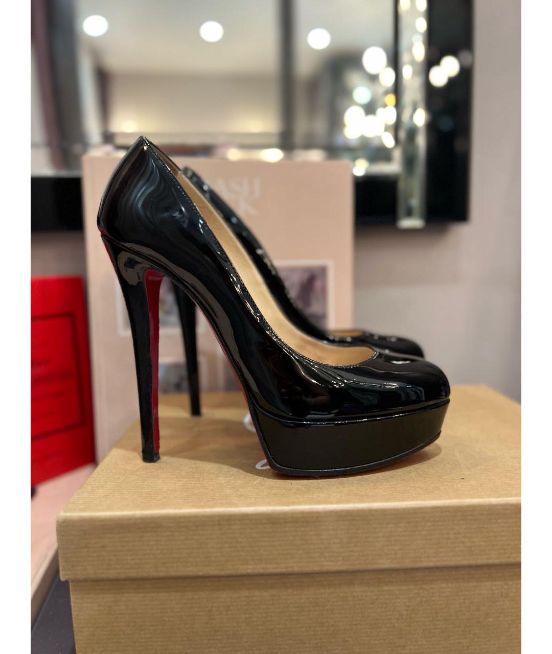 CHRISTIAN LOUBOUTIN Черные туфли из лакированной кожи, фото 6