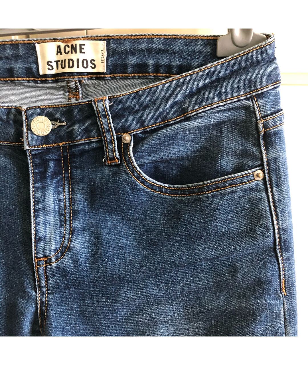 ACNE STUDIOS Голубые хлопко-эластановые джинсы слим, фото 4