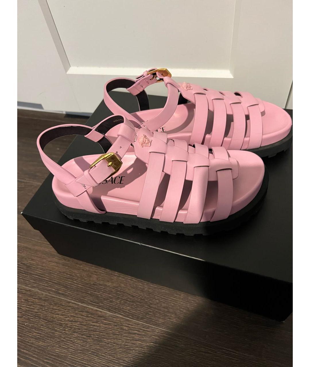 VERSACE Розовые кожаные сандалии, фото 9
