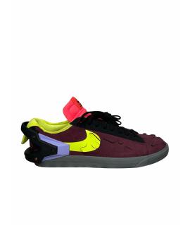 

Низкие кроссовки / кеды NIKE
