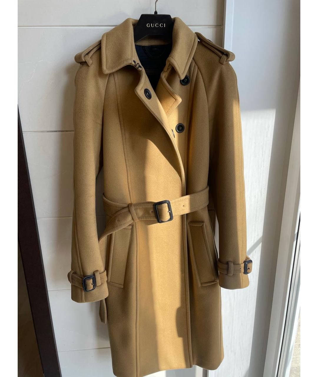 BURBERRY Горчичное кашемировое пальто, фото 8