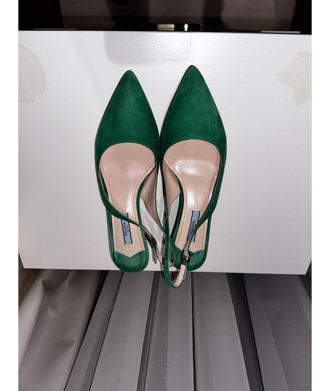 PRADA Зеленые бархатные туфли, фото 3