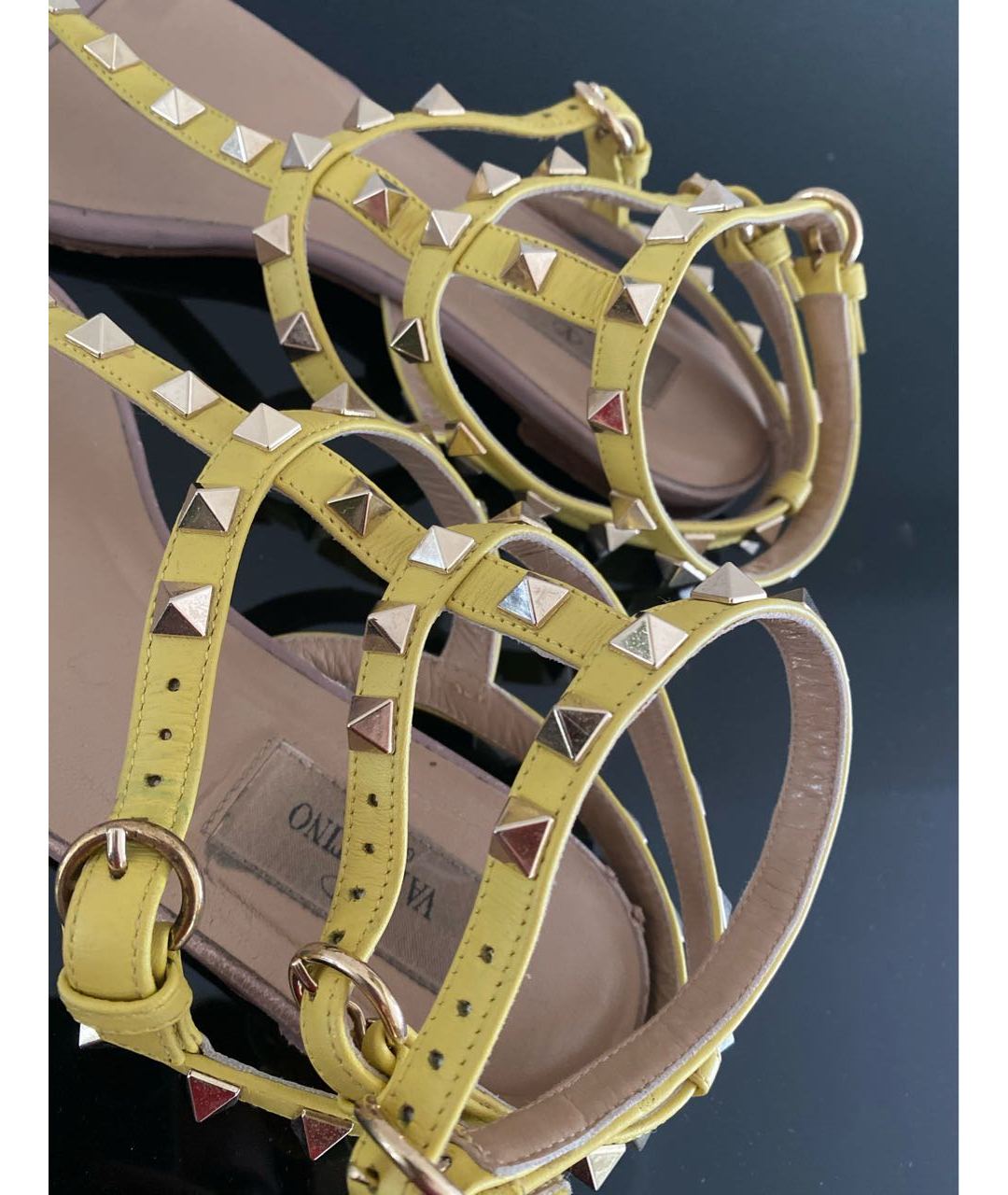 VALENTINO Желтые кожаные сандалии, фото 6