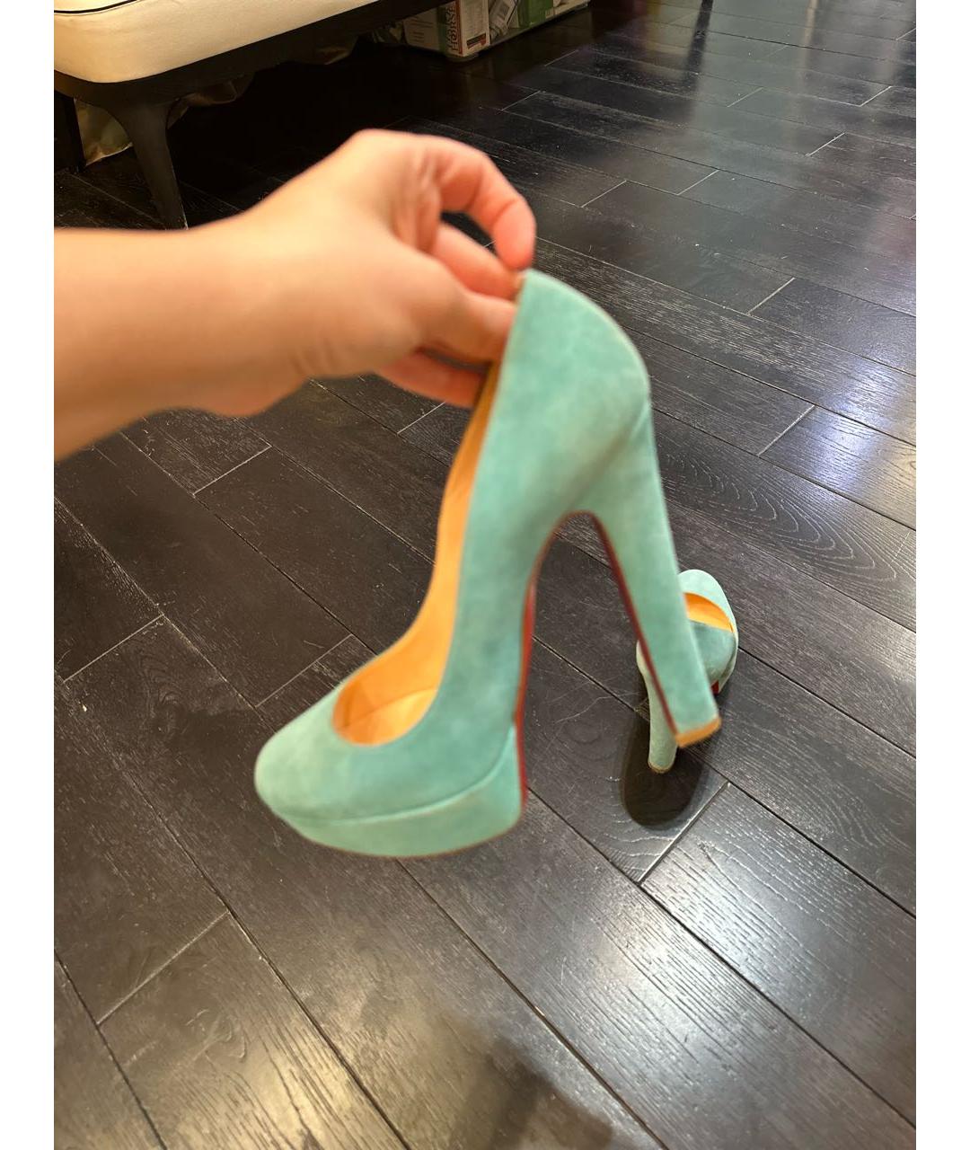 CHRISTIAN LOUBOUTIN Бирюзовые замшевые туфли, фото 6