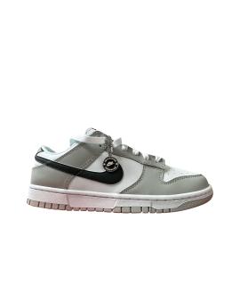 

Низкие кроссовки / кеды NIKE