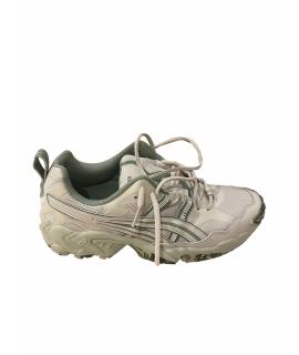

Кроссовки ASICS