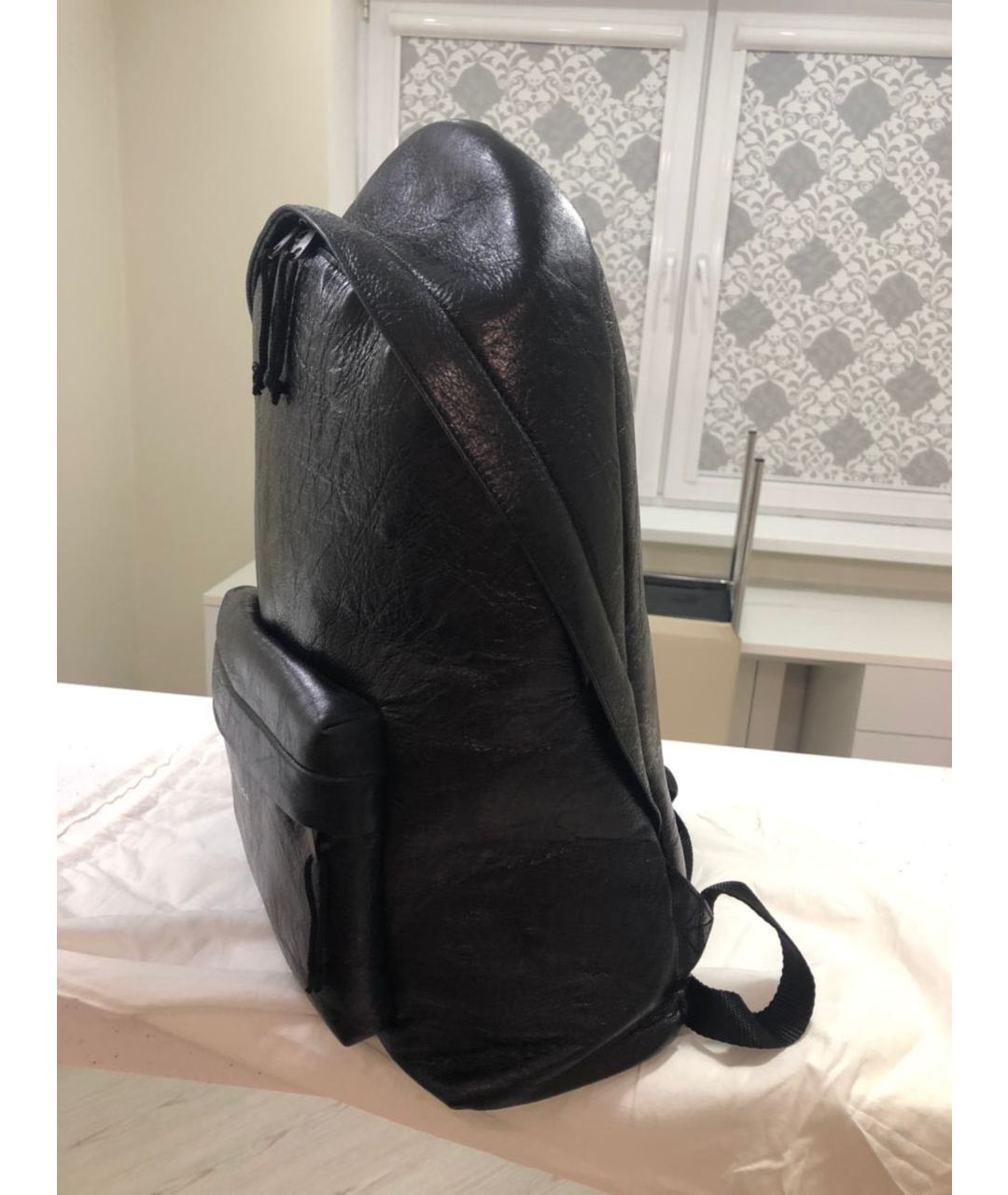 BALENCIAGA Черный рюкзак из лакированной кожи, фото 4
