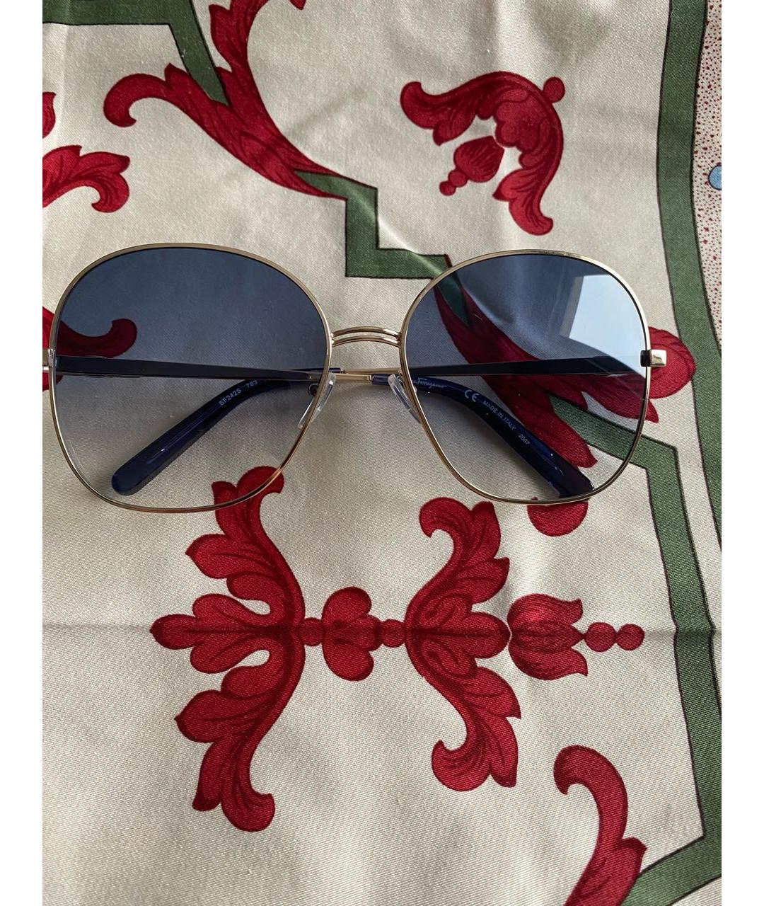 SALVATORE FERRAGAMO Золотые металлические солнцезащитные очки, фото 6