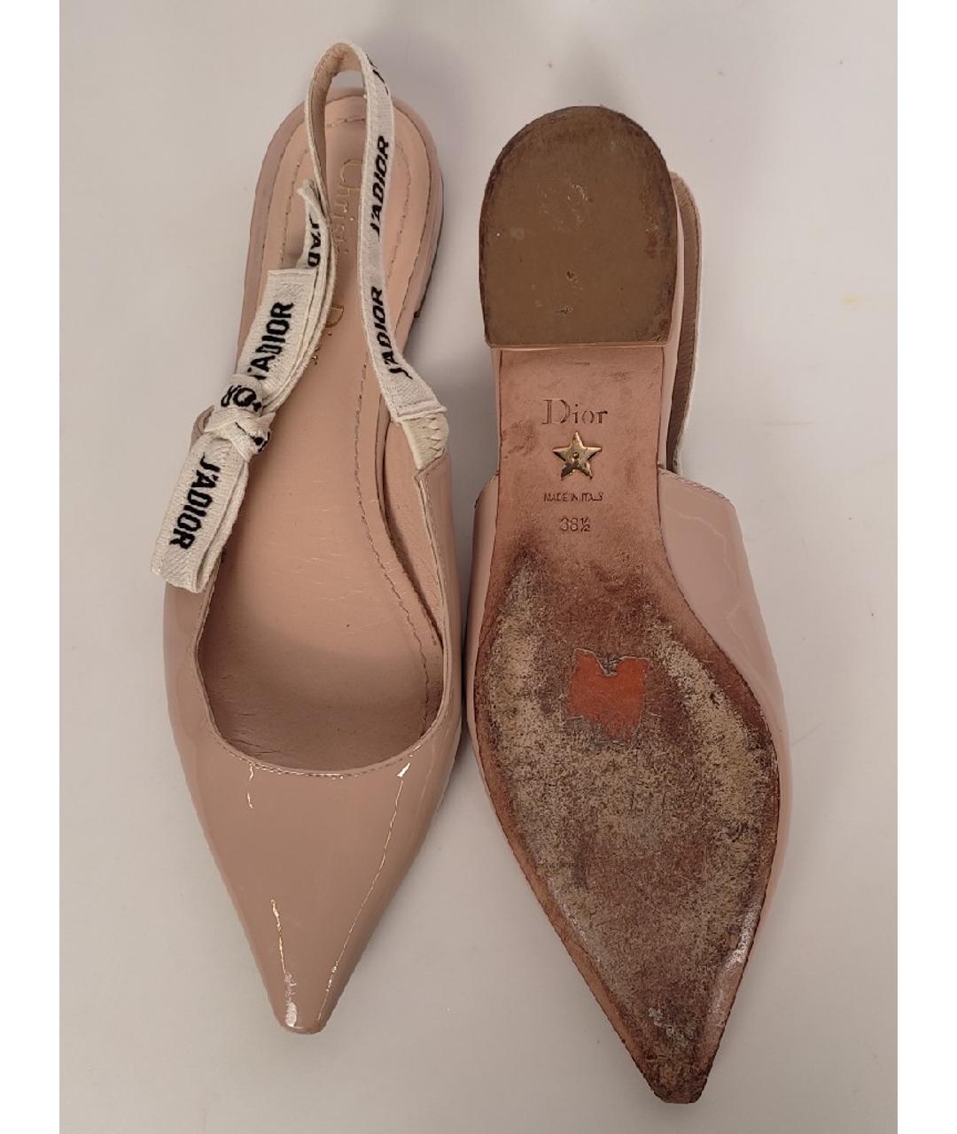 CHRISTIAN DIOR Бежевые балетки из лакированной кожи, фото 5