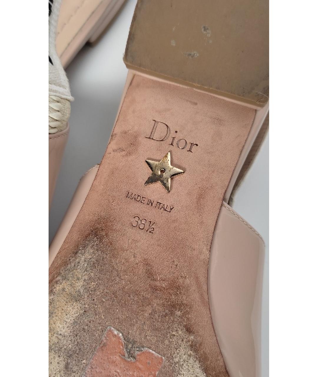 CHRISTIAN DIOR Бежевые балетки из лакированной кожи, фото 7