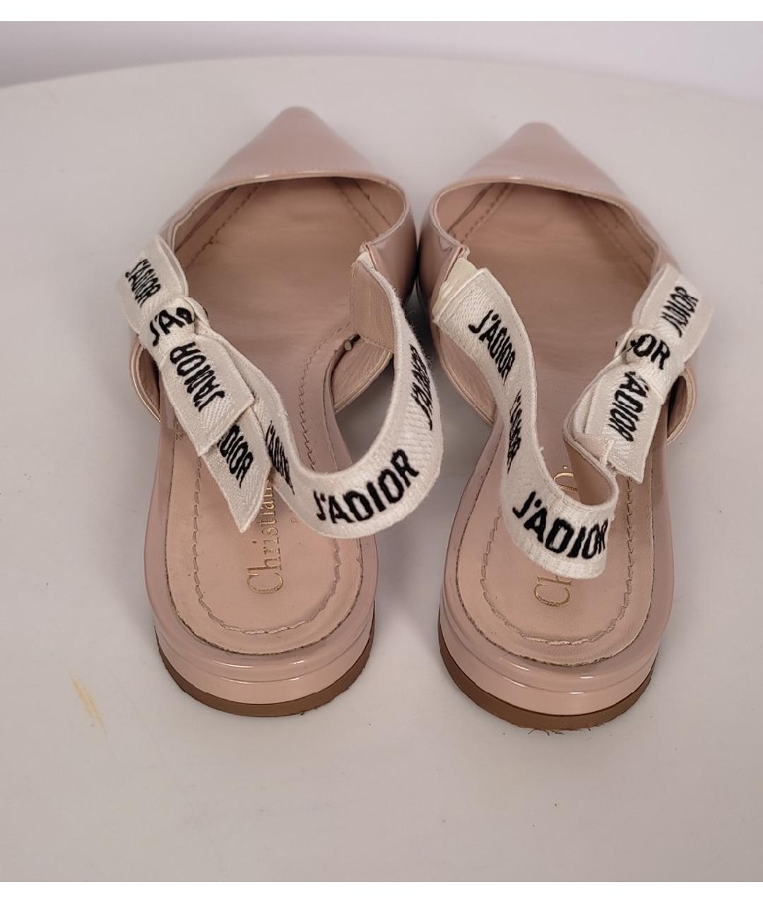 CHRISTIAN DIOR Бежевые балетки из лакированной кожи, фото 3